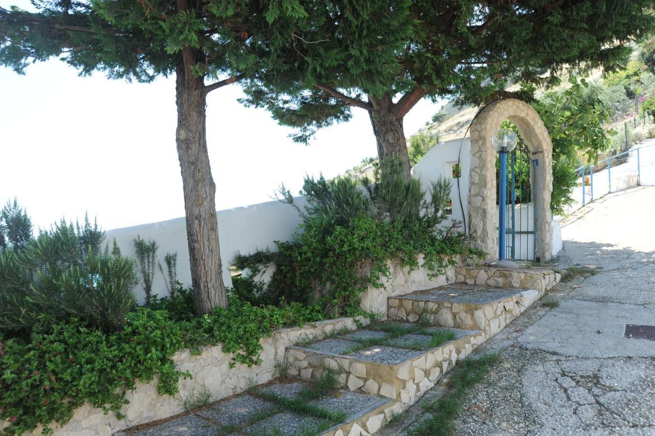Case Vacanza Montesaraceno Mattinata Εξωτερικό φωτογραφία